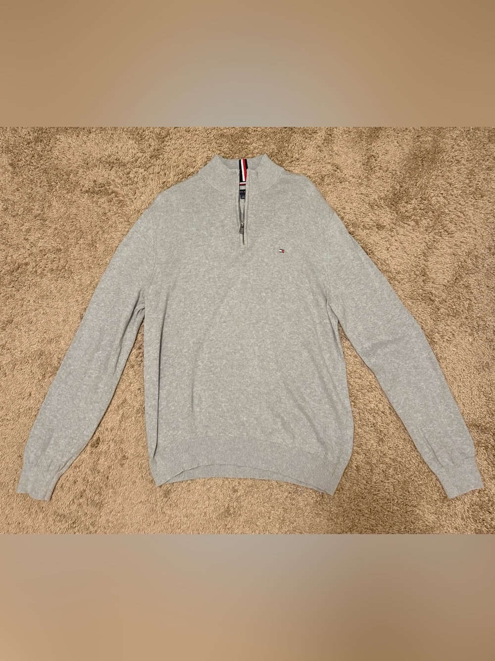 Tommy Hilfiger Men’s Light Gray Half-Zip Pullover Sweater